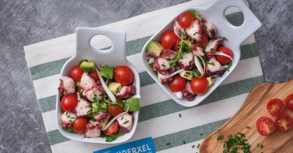 Ensalada de pulpo con aguacate